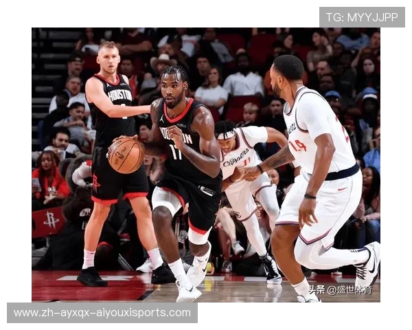 火箭队与快船比赛战术对决及比分走势回顾 火箭队与快船比赛战术对决及比分走势回顾